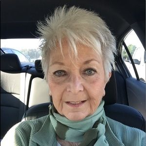 Meet your Posher, Shana